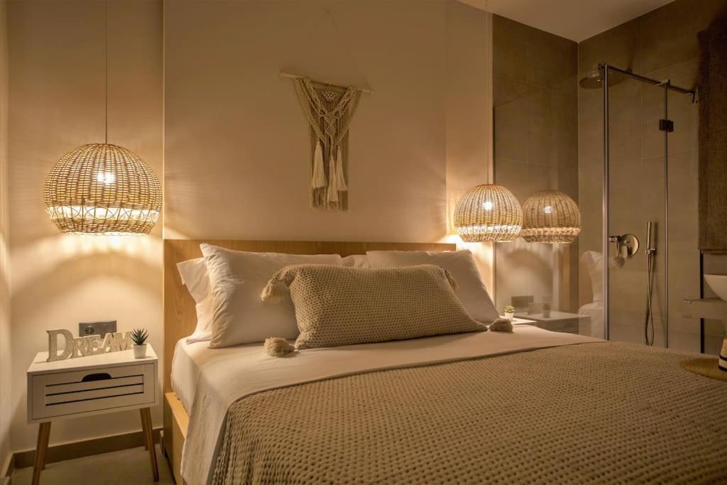 Cozzzy. Exclusive Apartment. Tesalonika Bagian luar foto