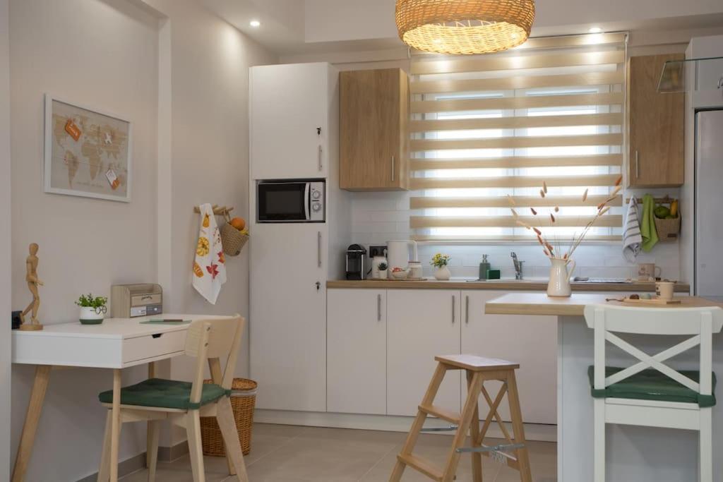 Cozzzy. Exclusive Apartment. Tesalonika Bagian luar foto