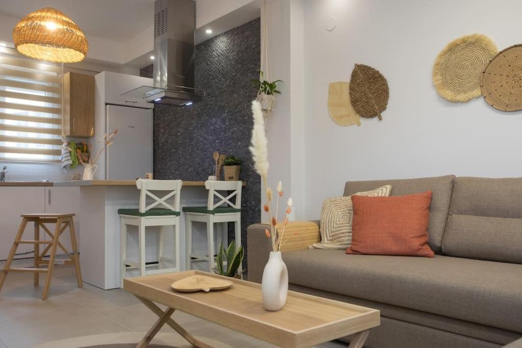 Cozzzy. Exclusive Apartment. Tesalonika Bagian luar foto