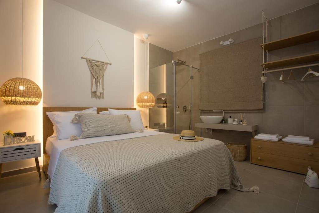 Cozzzy. Exclusive Apartment. Tesalonika Bagian luar foto