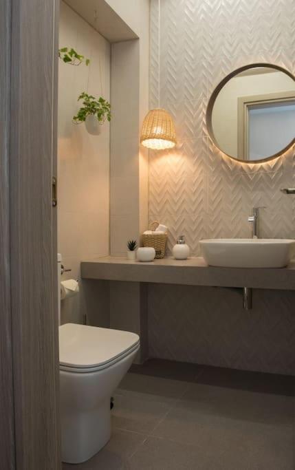 Cozzzy. Exclusive Apartment. Tesalonika Bagian luar foto
