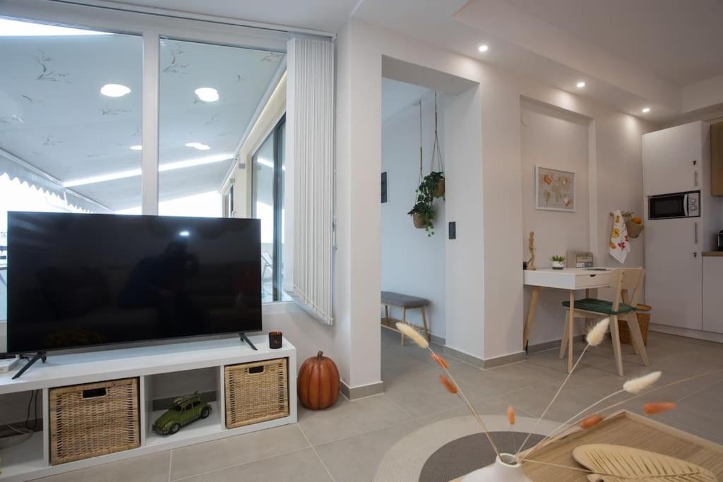 Cozzzy. Exclusive Apartment. Tesalonika Bagian luar foto